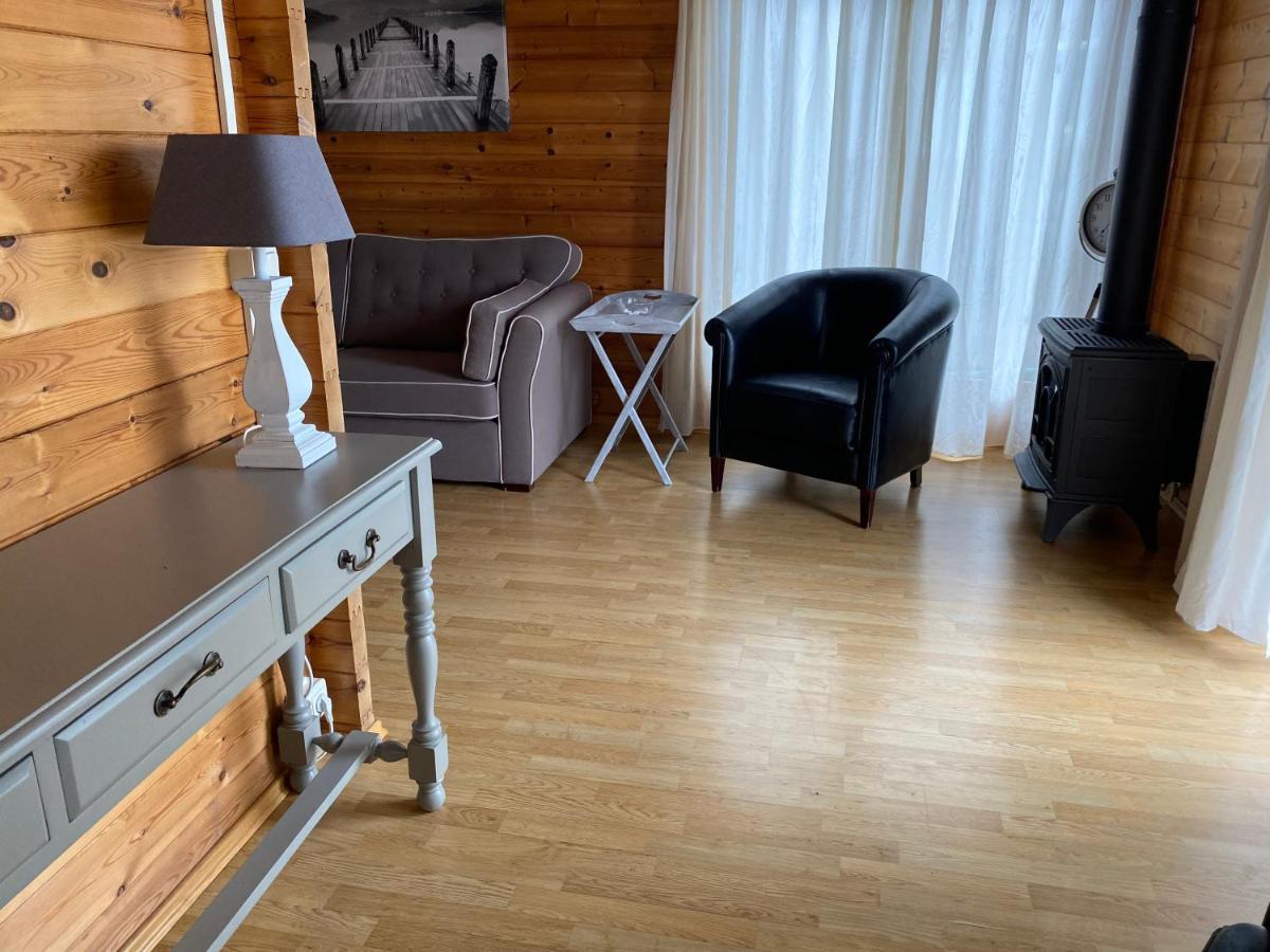 Chalet La Meuse Maaseik Exterior foto