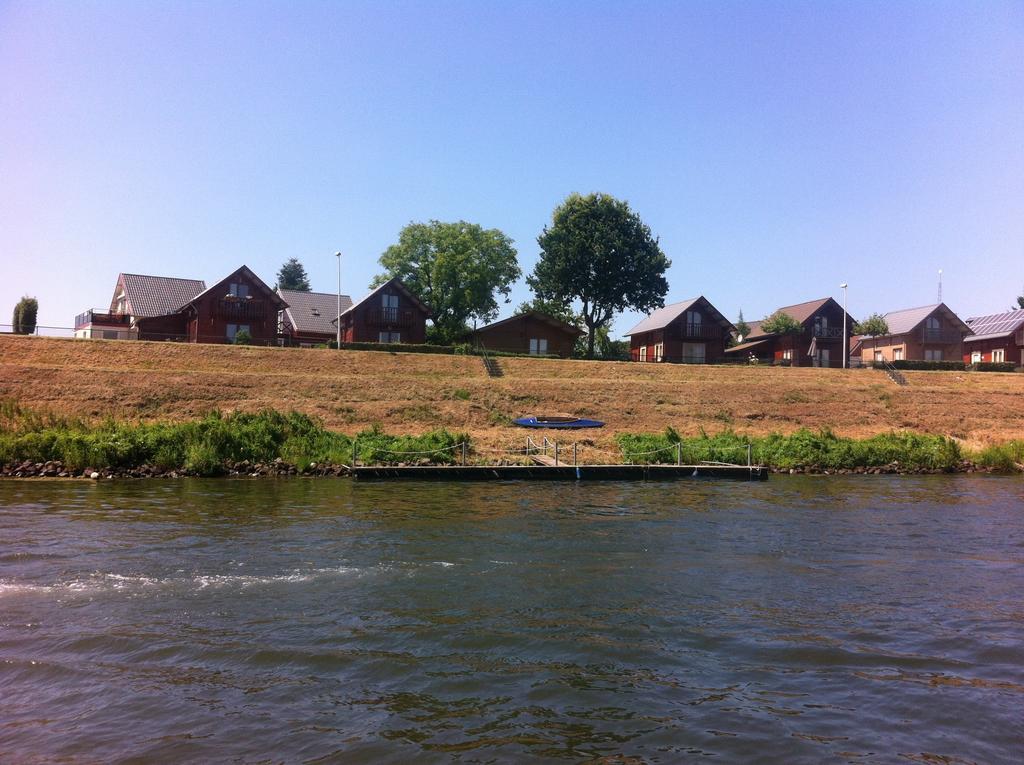 Chalet La Meuse Maaseik Quarto foto